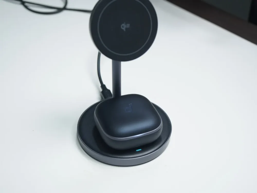 外観ｰワイヤレス充電