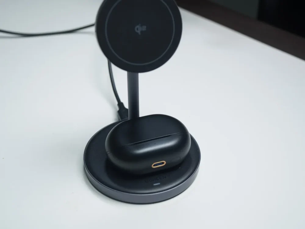 外観ｰワイヤレス充電