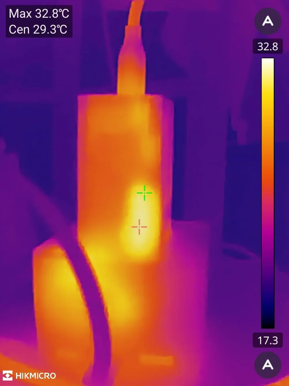 Xiaomi Pad 6s Proを充電した際の開始直後の表面温度