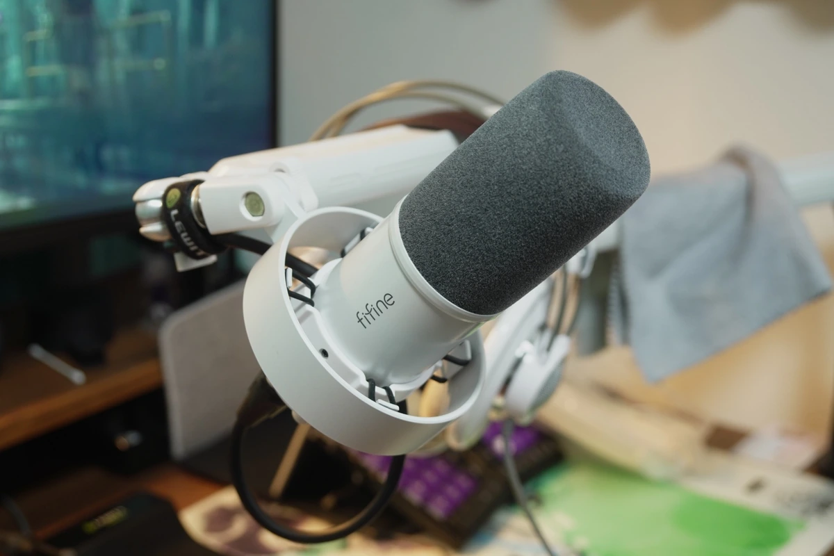 FIFINE K688をアームに装着