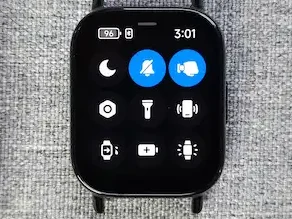 Redmi Watch 5 Liteのコントロールセンター画面（下から上スワイプ）