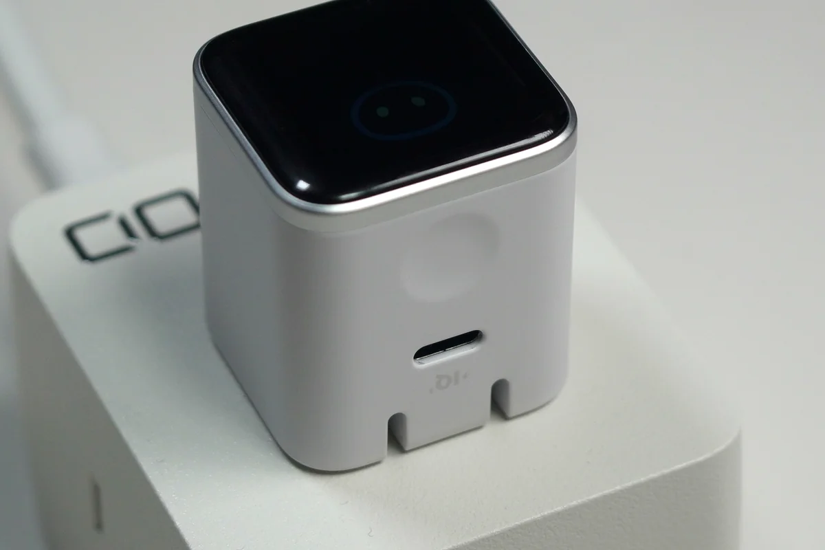 Anker Nano ChargerのUSB-Cポート部分のクローズアップ