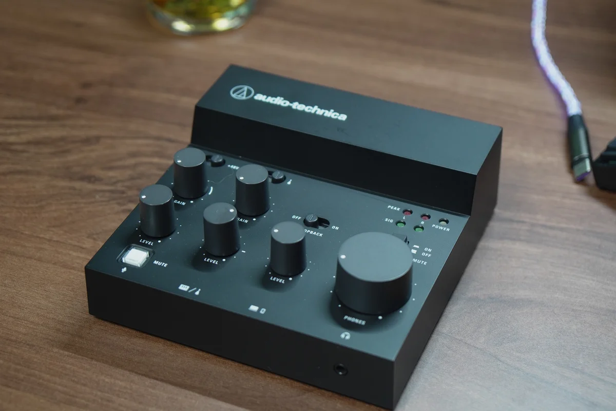 audio-technica製オーディオインターフェース本体