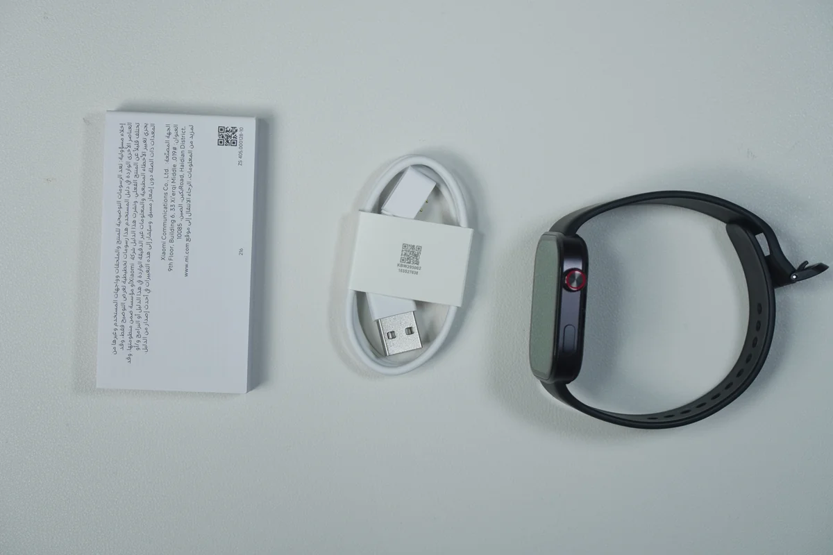 Redmi Watch 6本体・充電ケーブル・説明書の付属品一式