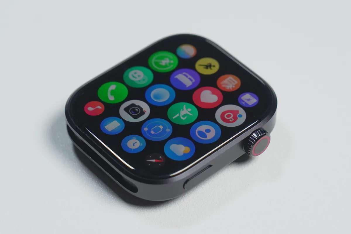 Redmi Watch 6のアプリ一覧画面(運動・心拍・カメラなど)