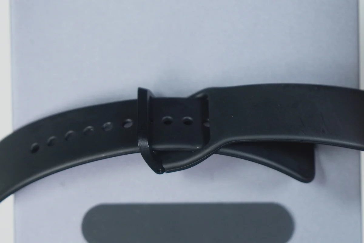 Redmi Watch 6のバンドバックル構造の拡大