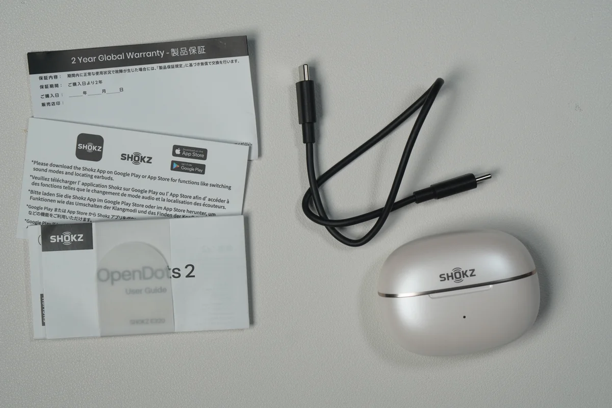OpenDots 2の保証書・ユーザーガイド・USB-Cケーブル・充電ケースの同梱物一覧