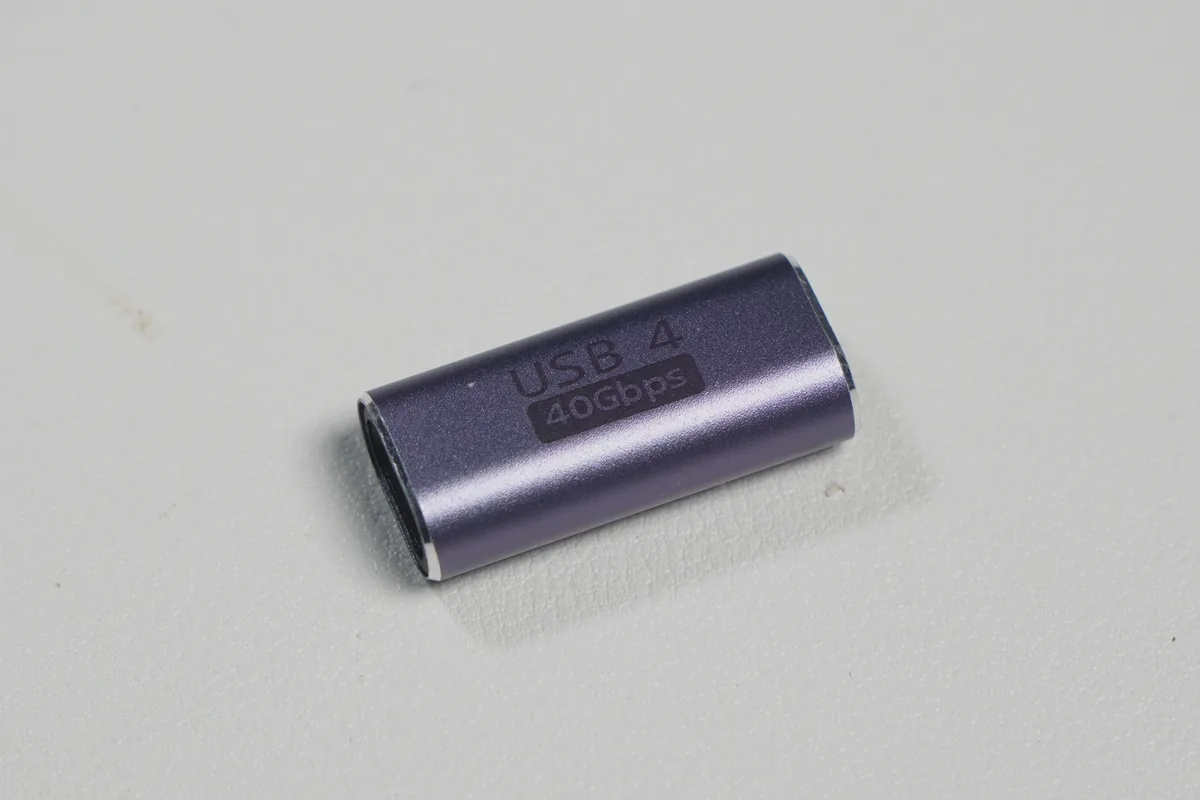 動作しなかったUSB4 40Gbps中継アダプター（USB-C延長用）