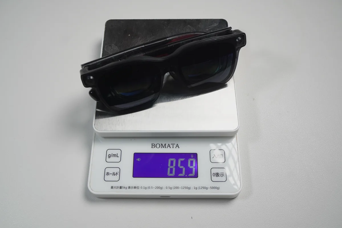 VITURE Luma Ultra本体の実測重量85.9g
