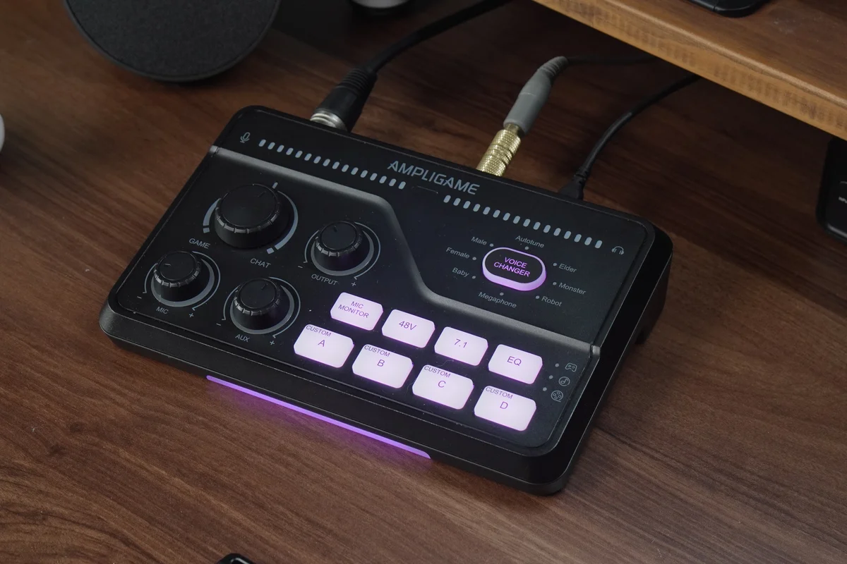 FIFINE AmpliGame SC8の写真
