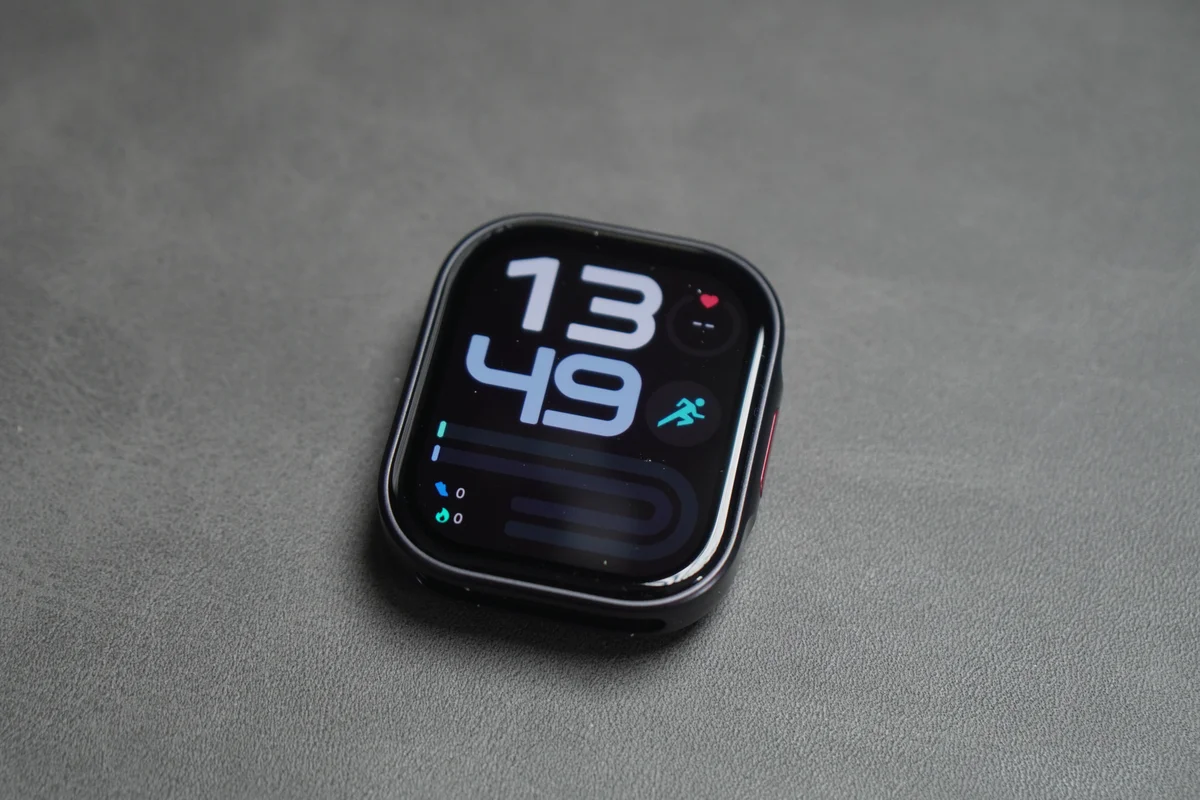 Redmi Watch 6 Liteの文字盤を表示した状態の写真